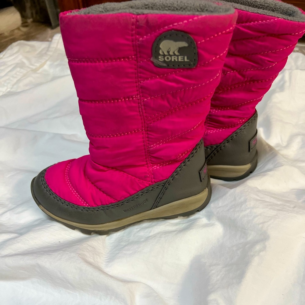 Little girls size 8 waterproof winter sorel snow boots